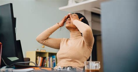 Beat Drowsiness: Causes & Effective Solutions