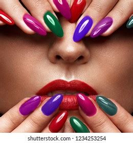 Beautiful Girl Classic Make Multicolored