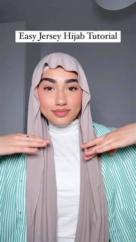 Beautiful Hijab Tutorial With Folds Using Jersey Hijab Tutorials
Pinterest Tutorials