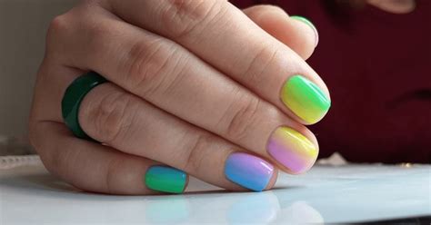Beautiful Manicure Design Smooth Transition