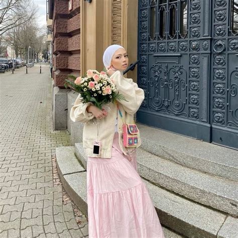 Beautiful Pink Hijab Tutorial For Spring Hijab Fashion Inspiration