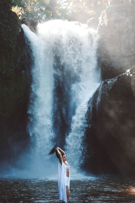 Waterfalls Women