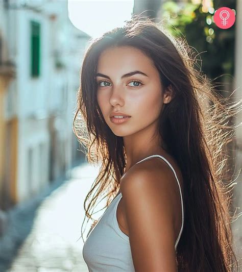 Beautiful Women In Italian