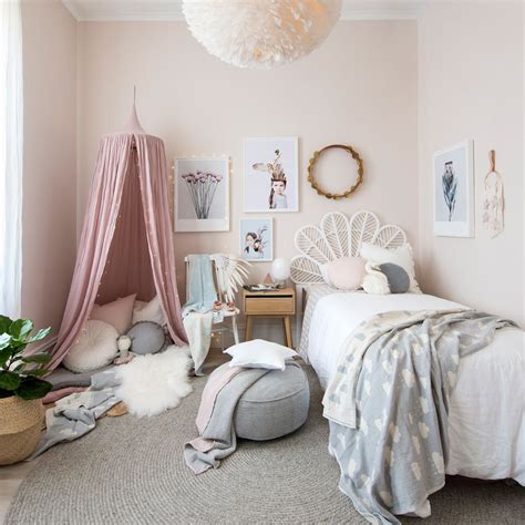 Multicolor bedroom ideas