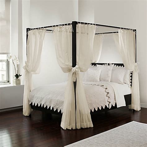 20 Stunning Canopy Bed Curtains For Romantic Bedroom Decor