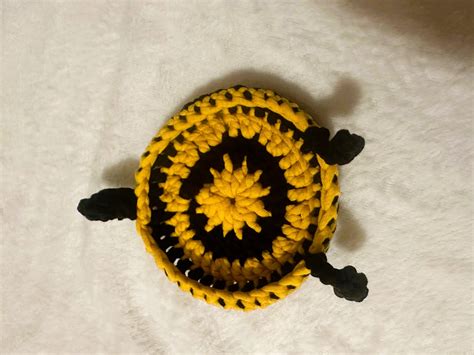 Bee Coaster Crochet
