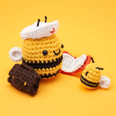 Bee Crochet Kit