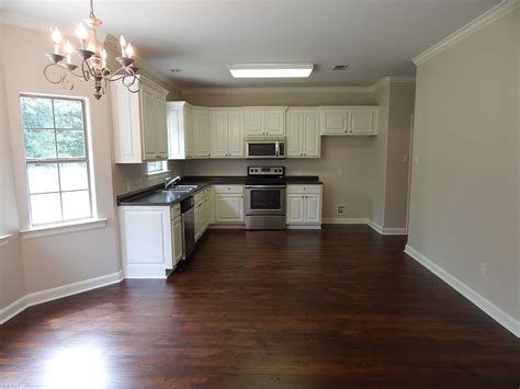 Discover the Luxurious Elegance of Behr's Chocolate Froth Kitchen – A Heavenly Blend of Warm Tones and Dreamy Ambiance!