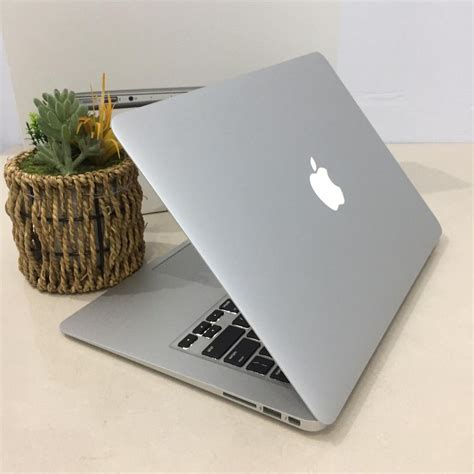 Beli Macbook Air Terbaru dengan Harga Terjangkau!