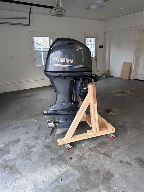 Benefits of Using an Outboard Motor Stand