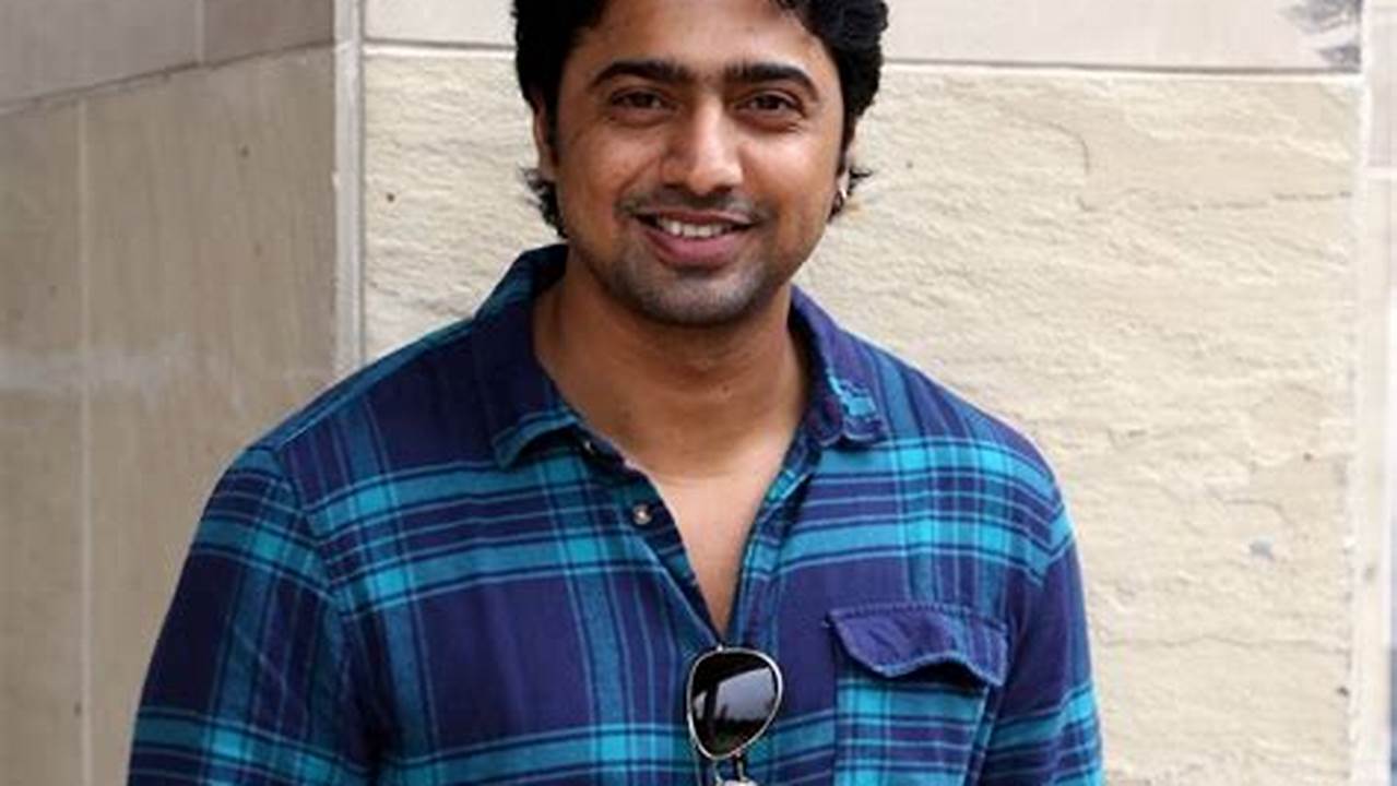 Dev Most Hot and Hit Bengali Actor Photos Celebrities News