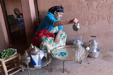 Berber cooking techniques