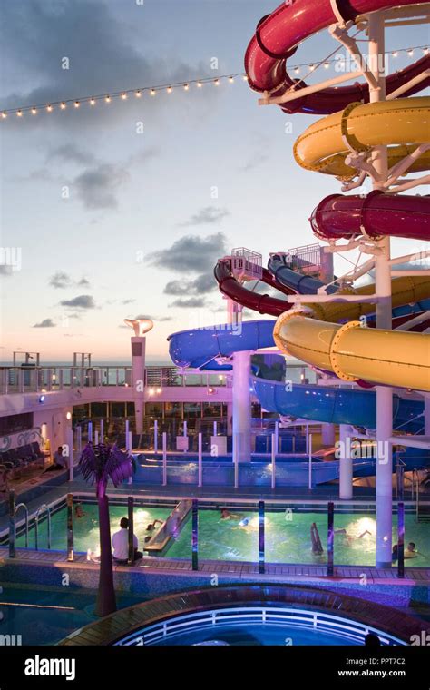 Bermuda cruise ship deck