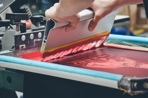 Top 10 Shirts for High-Quality Screen Printing Outputs