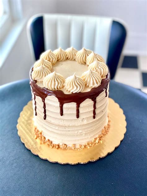 The 8 Best Birthday Cake Bakeries in Austin, Texas - Grace & Lightness