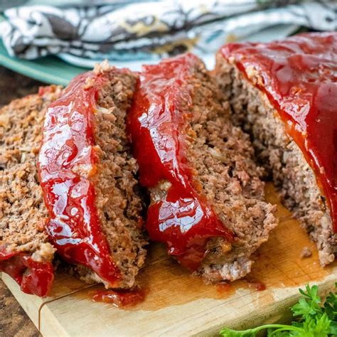 Best Classic Meatloaf Recipe