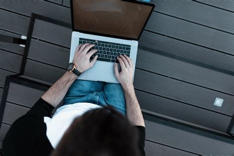 Best Laptop For Devops Engineer 2022