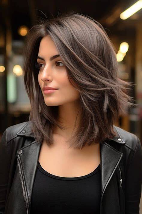 21 Best Short To Medium Length Hairstyles Feed Inspiration