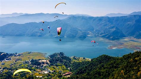 Best Time To Paraglide