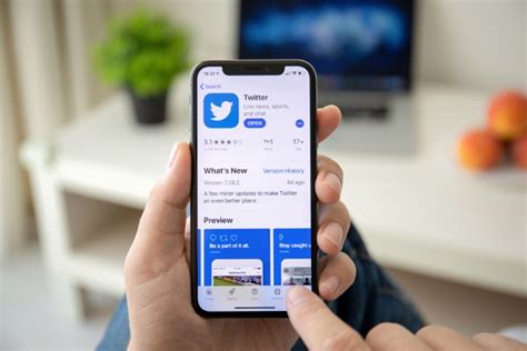 The Top 10 Twitter Apps for iOS That Will Supercharge Your Social Media Game!