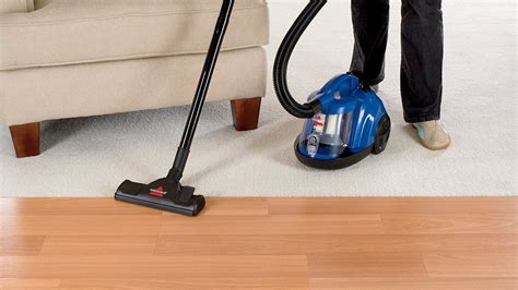 Best Vacuum For Hardwood Floors That Won't Scratch (Reviews and Guide 2019)