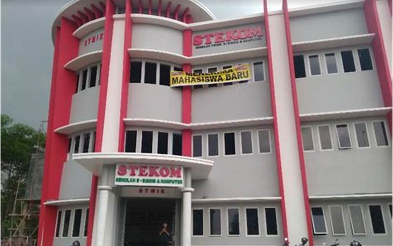 Biaya Kuliah Di Stekom Semarang