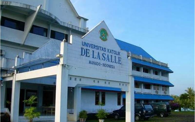 Biaya Kuliah Universitas Katolik De La Salle Manado Regular