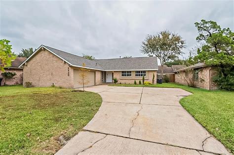 5803 Bihia Forest Drive, Houston, TX 77088