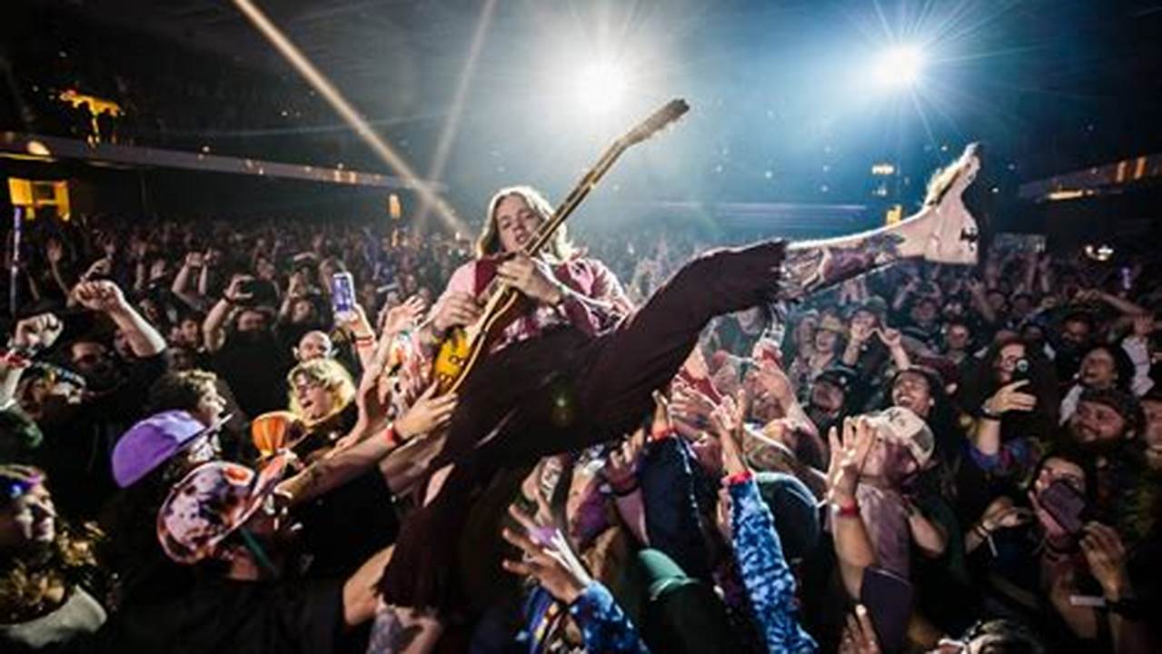 Billy Strings Concert 2024 Hy