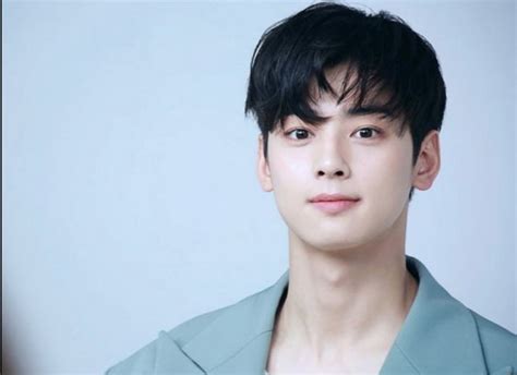 Biodata Eunwoo