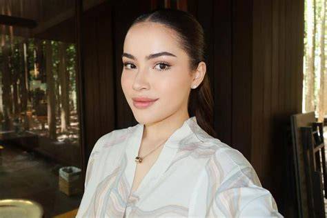 Biodata Nicole Parham