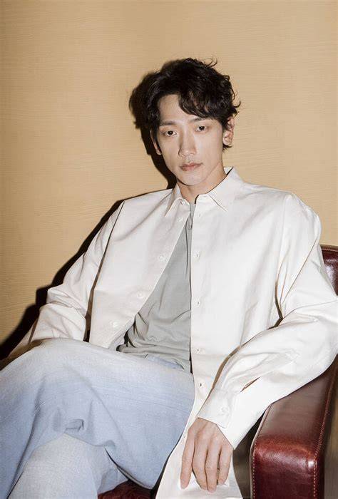 Biodata Rain