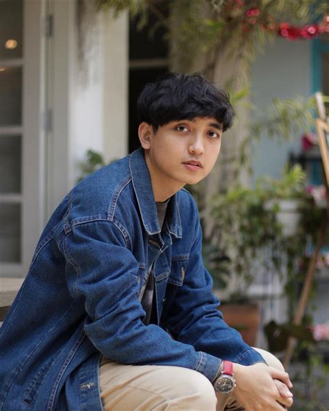 Biodata Reza Da