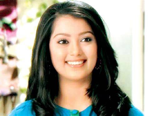 Biodata Veera