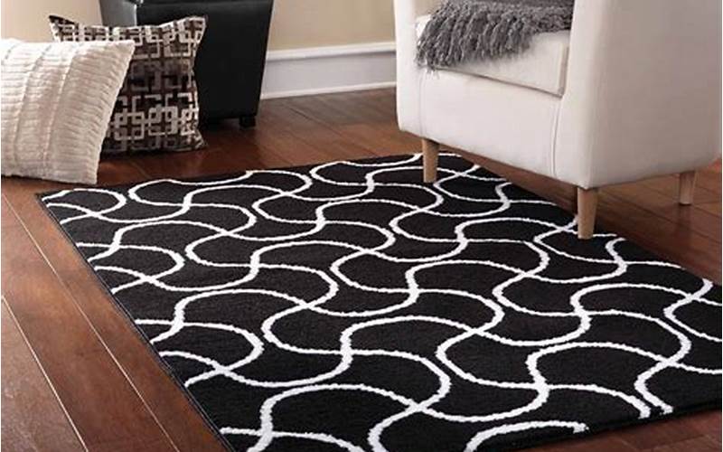 Black And White Area Rug