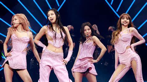 Blackpink Outfits