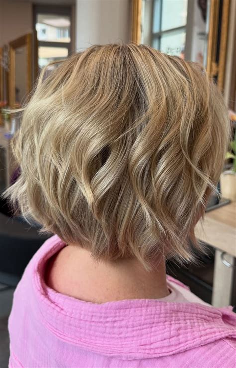 Styling Secrets for Maximum Wave and Volume