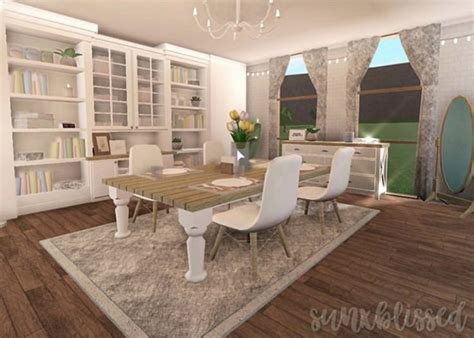 Bloxburg Dining Table