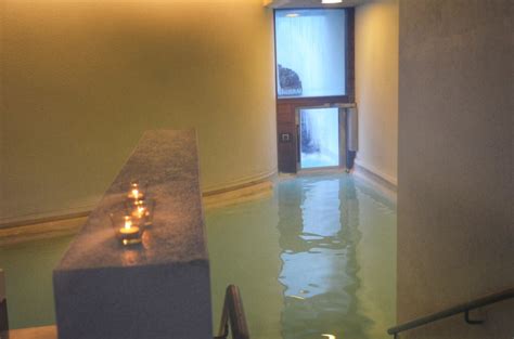 Blue Lagoon private lounge