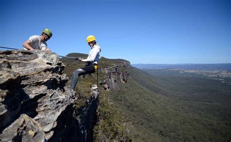 Blue Mountains Abseiling: Taking a Closer Look at the Juggler Canyon Adventure Tour