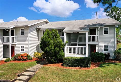 Bluff Lake Apartments