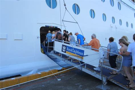 Boarding Process Cruise