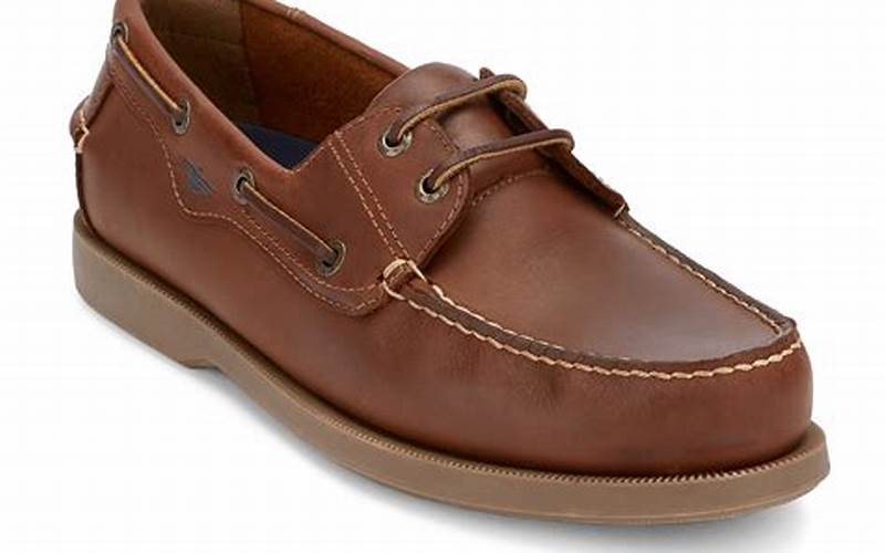 Boat Shoes: The Summer Essential