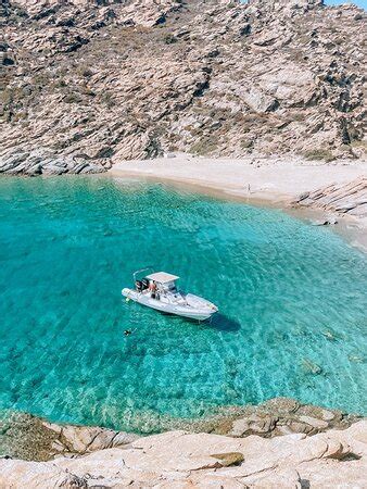 Boat Types Milopotas