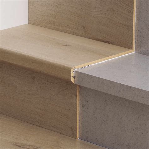 Fliesenteppich mit Bodendekor individuelle Gestaltund für ihr