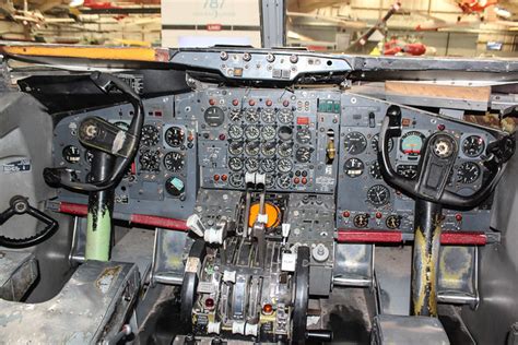 Boeing 720 Cockpit: The Ultimate Guide to Operating This Classic Aircraft