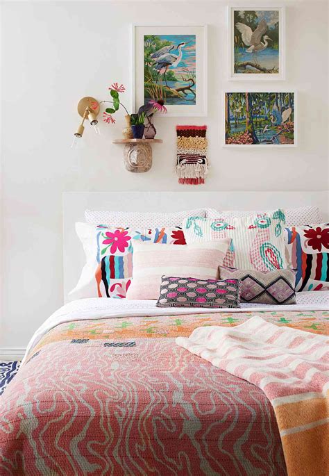 Boho bedroom with patterns and prints