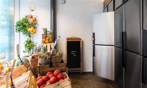 Bonus. Jean Frigo bar