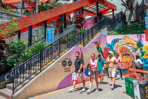 Booking Comuna 13 Tour