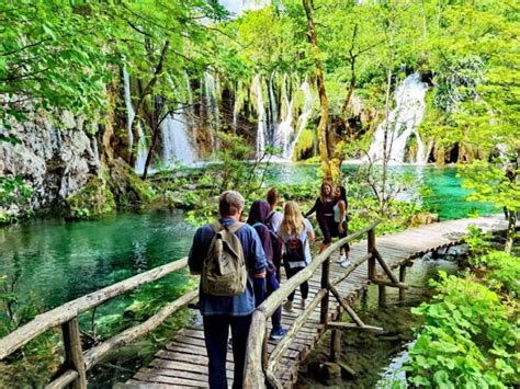 Booking Plitvice Lakes Tour